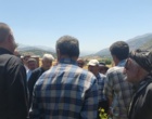 برگزاری کارگاه آموزشی هرس سبز انگور با مشارکت گسترده باغداران در روستای بهرام‌آباد سروآباد