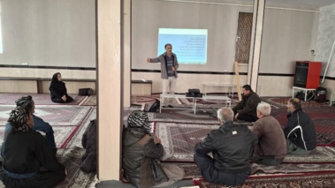 برگزاری دوره آموزشی تغذیه و بیماری‌های دام در روستای آویهنگ