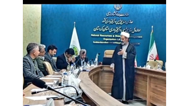 کارکنان منابع طبیعی کردستان حضوری و مجازی پای درس «سیاست‌های غرب در منطقه»